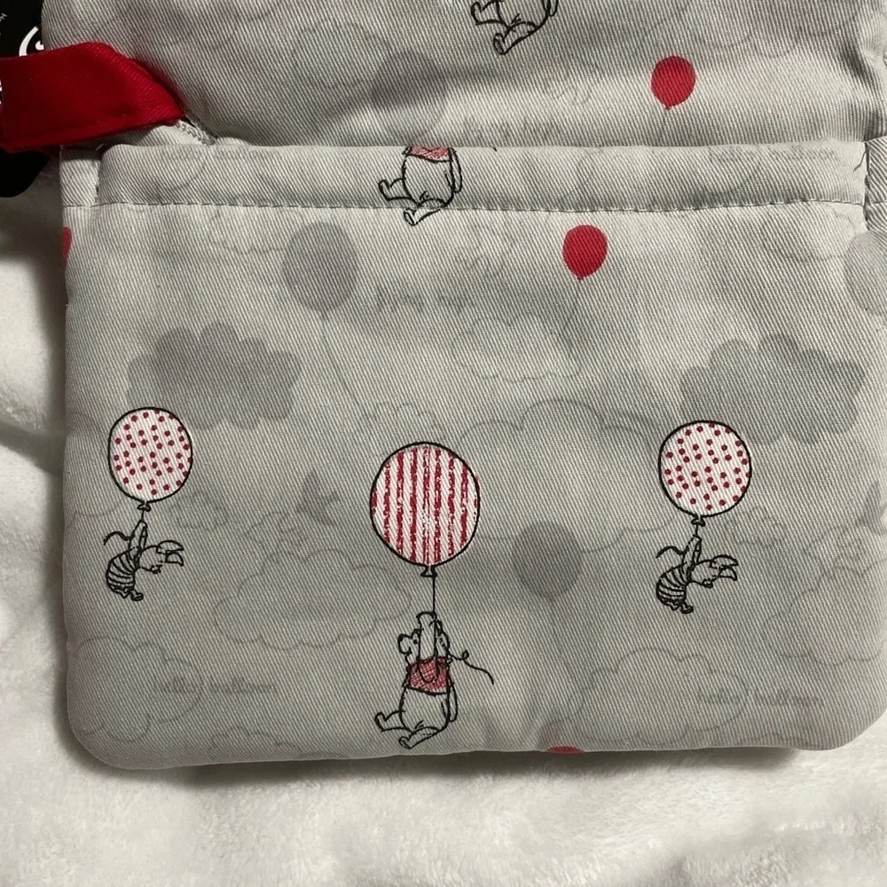 Disney Winnie the Pooh 2 Pack Hot Pads with Snap Hook New